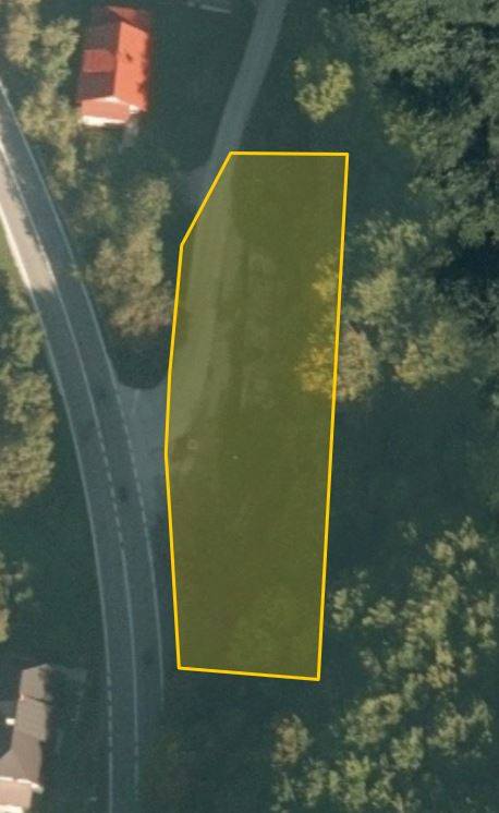 Građevinsko zemljište u Skradu – 1.530 m2, mirna lokacija